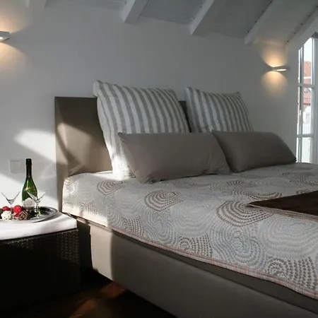 Charming In Herrsching Semesterbostad *